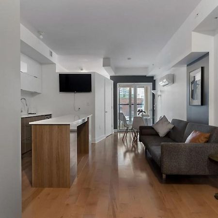 Saint-Laurent Montreal Bagian luar foto